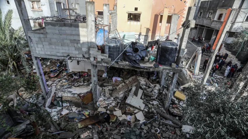 174 palestinos mueren por ataques de Israel en Gaza un día después del fallo que insta a prevenir el genocidio
