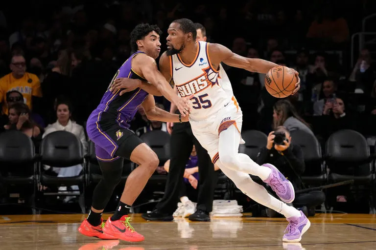 Beal consigue 37 puntos; Suns doblegan 127-109 a Lakers
