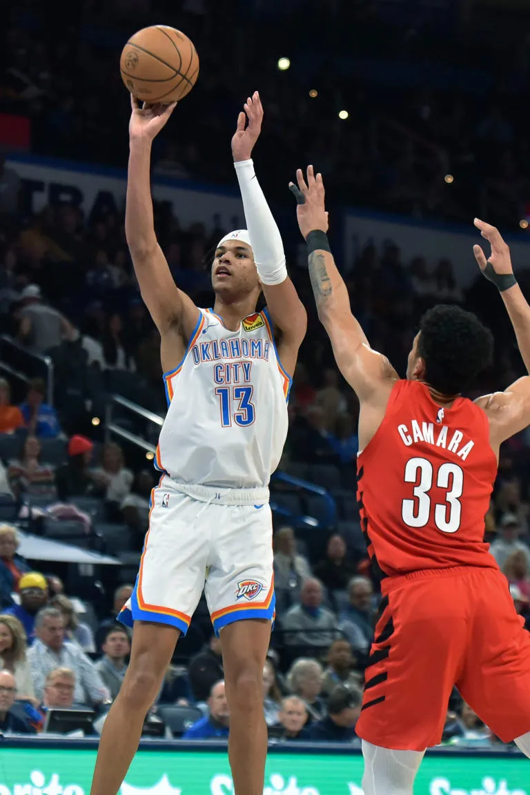 Oklahoma City vence 139-77 a Blazers e iguala la quinta mayor ventaja en la historia de la NBA