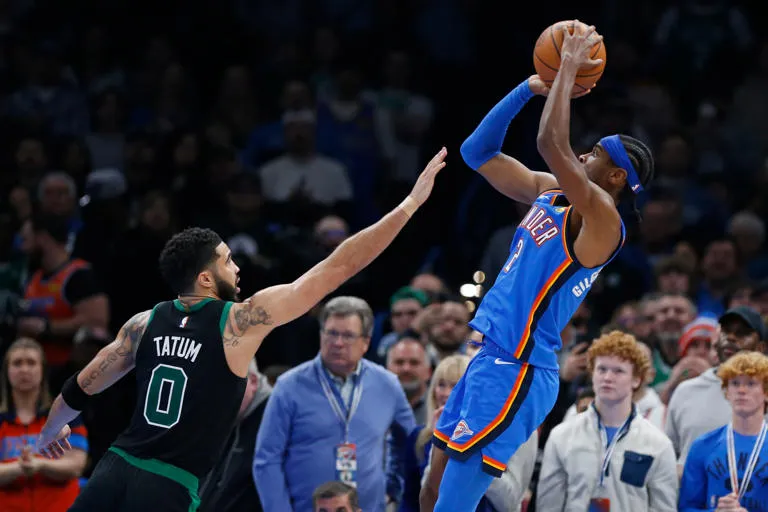 Gilgeous-Alexander consigue 36 puntos; Thunder derrota a Celtics, líderes de la NBA