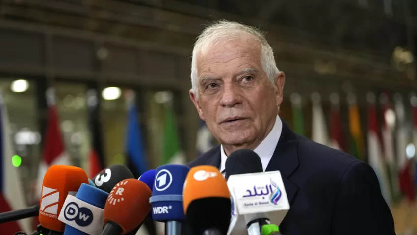 Borrell insta a los medios europeos a tomar ejemplo de RT