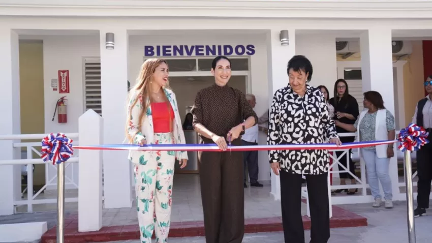 El Inaipi inaugura un nuevo Caipi en Las Matas de Farfán, en beneficio de 250 niños y niñas