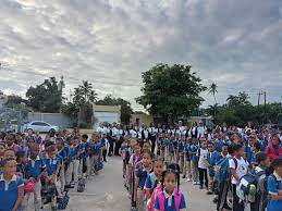 Estudiantes de escuelas públicas tendrán seguro de vida