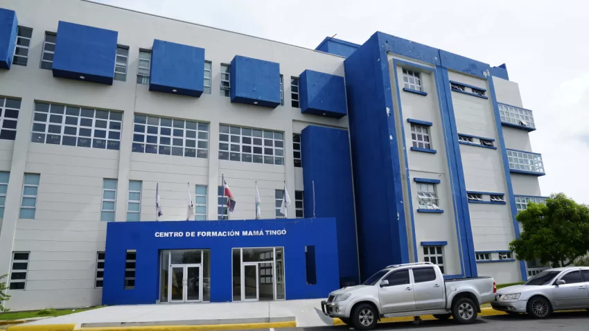 Infotep abrirá 8 centros para formar técnicos especializados