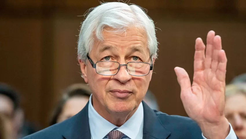 Jefe de JPMorgan: Trump "no se equivocó en algunos temas cruciales y por eso votan por él"