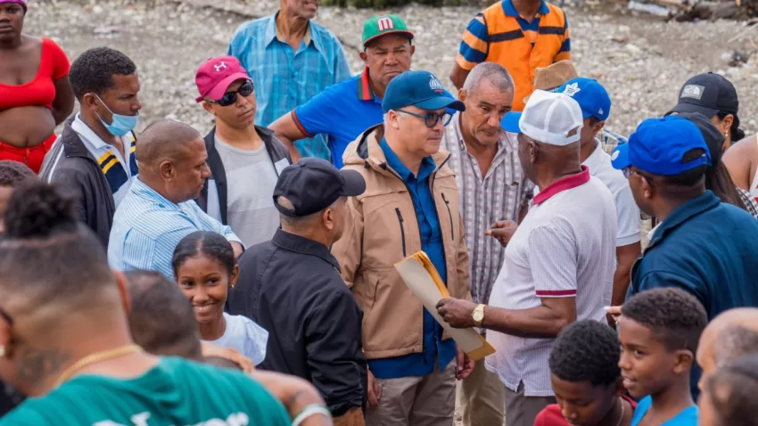 Ministro Igor Rodríguez: “En Puerto Plata estamos asistiendo a las familias afectadas por las lluvias"