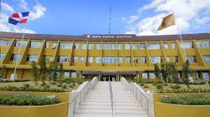 PLD entregó a JCE estudio que demuestra poco manejo de equipos previo a elecciones