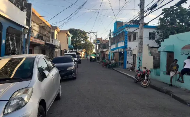 Temen a propagación del dengue en Los Mina