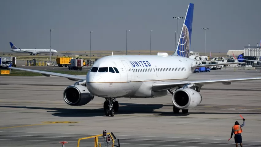 Un avión aterriza de emergencia en EE.UU. tras encenderse una señal de puerta abierta