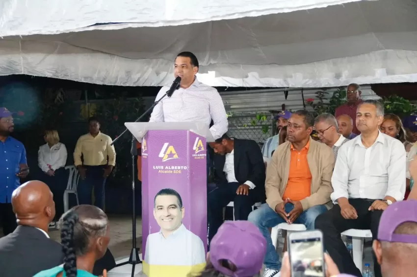 Luis Alberto: “Tenemos al oficialismo chocando hasta con los postes de luz”