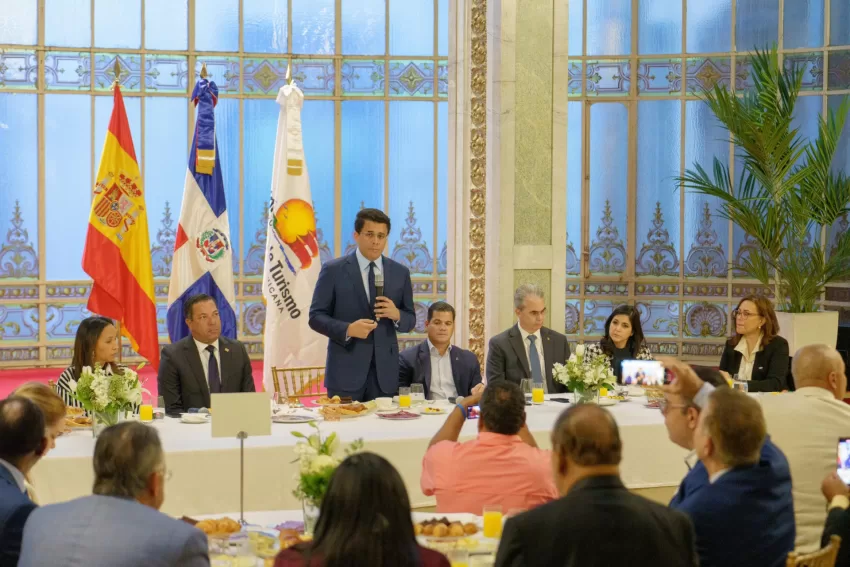 Exitosa Fitur 2024 para RD: 19 proyectos por US$3,500 millones