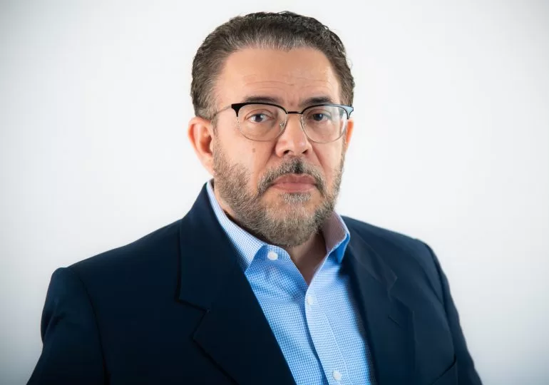Moreno será oficializado candidato a senador por el PRM-Alianza País