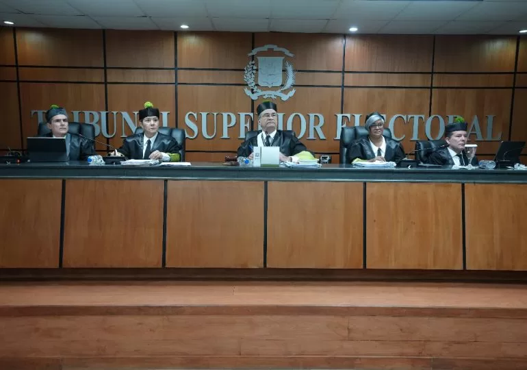 TSE remite a JCE más de 250 dispositivos de sentencias contenciosas electorales