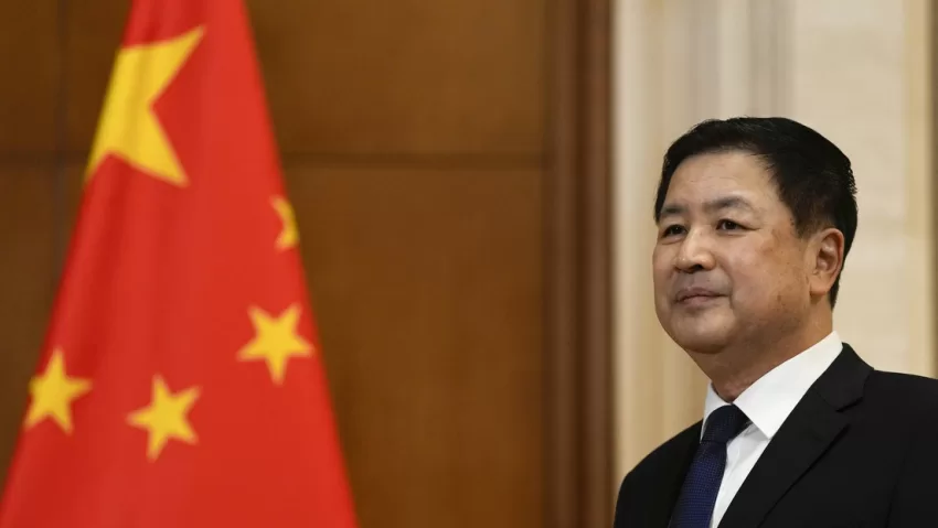 En un paso inusual, China se ofrece a respaldar a Hungría en cuestiones de seguridad