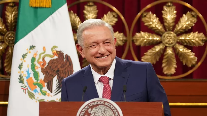 "Fortalecer el humanismo y la justicia": López Obrador plantea un paquete de reformas a la Constitución de México