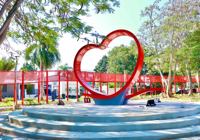 Abel Martínez reanudará entrega de obras con un proyecto de asfaltado y dos parques