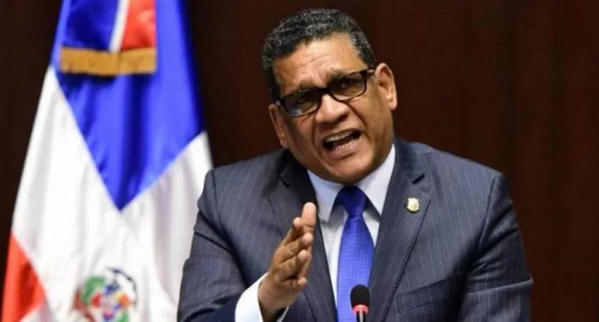 Maldonado: 4 años ausentes, ahora aparecen, cójanle to’ y vótenle en contra