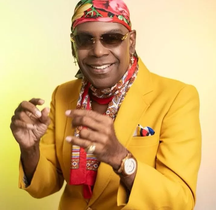 Salsero dominicano Michel gana máximo galardón en carnaval de Barranquilla 2024