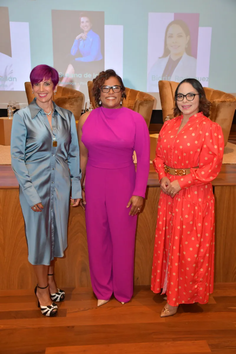 Una conferencia para orientar a la mujer