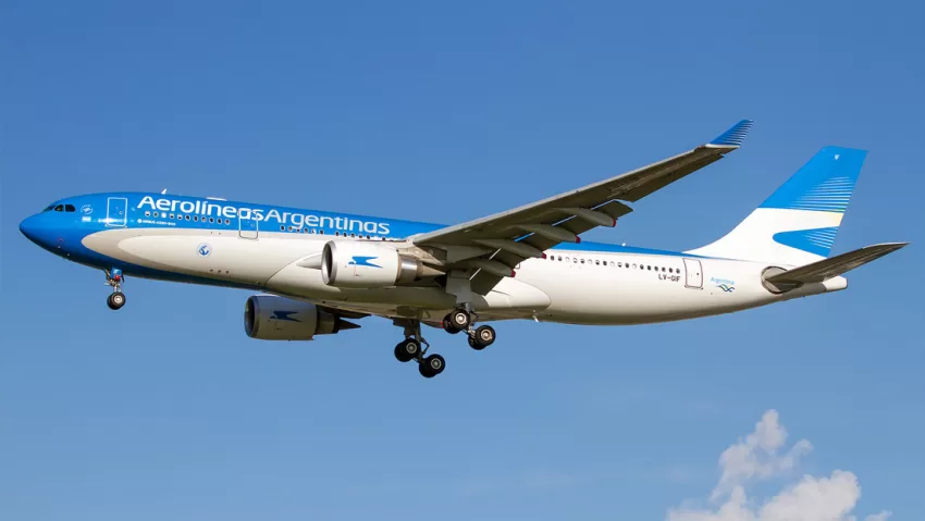 Argentina actuará contra Venezuela por impedir paso aéreo a sus aviones
