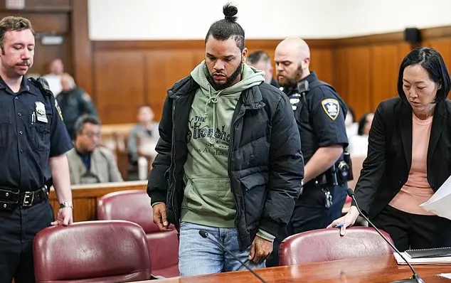 NY: 15 años de prisión encara un conductor mató dos dominicanos