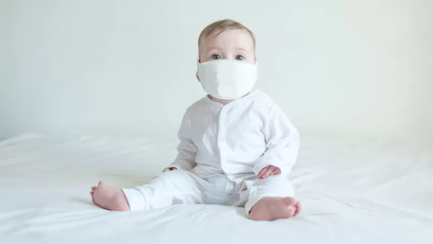 Descubren dos cambios biológicos en bebés nacidos durante la pandemia del covid-19