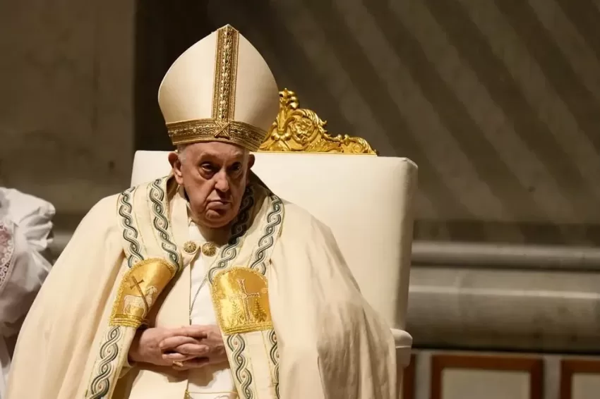 El papa Francisco reveló las maniobras del cónclave de 2005 para obstaculizar la elección de Joseph Ratzinger