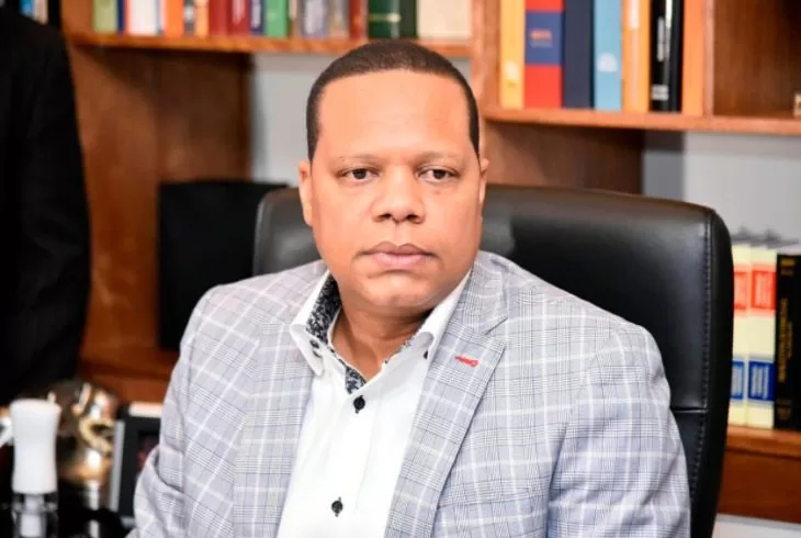 Eddy Alcántara califica de “tigre de papel” la alianza opositora Rescate RD