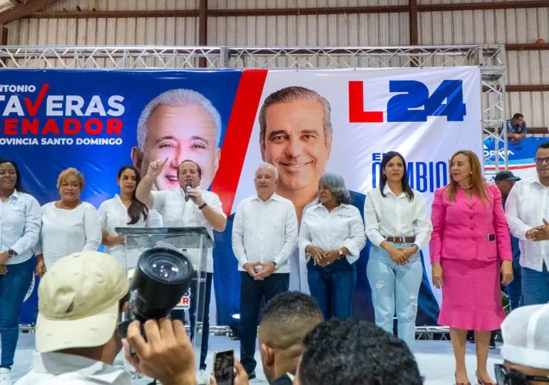 Paliza: “Antonio Taveras es un hombre que no se dobla por lo que debe continuar en el Senado”