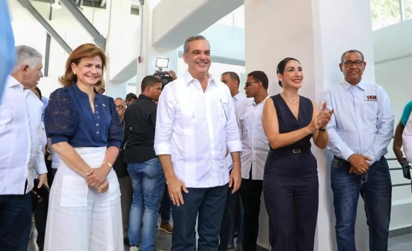 Raquel Peña afirma que presidente Abinader es garantía del desarrollo de Santiago