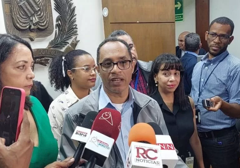 Guillermo Moreno ya es oficialmente candidato a Senador del Distrito Nacional, apoyado por el PRM