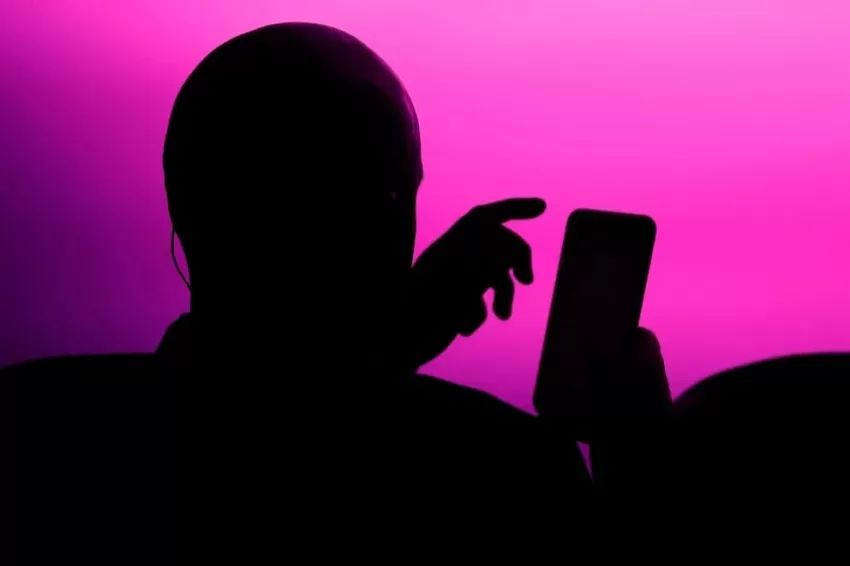 Qué es la sombra digital y por qué pone en riesgo mis datos confidenciales