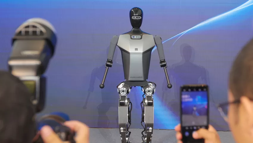 Así es el primer robot humanoide eléctrico capaz de correr a 6 km/h