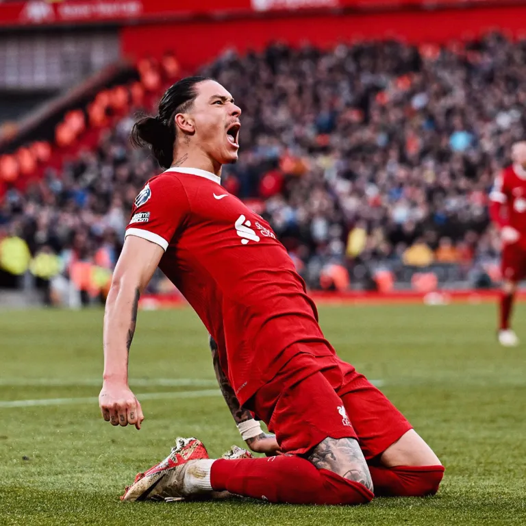 El Liverpool de Darwin Núñez le ganó al Brighton y sigue como puntero en la Premier League