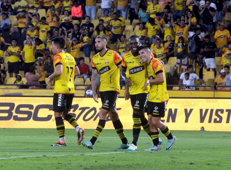 Barcelona SC golea y hunde al D. Cuenca en Liga Pro