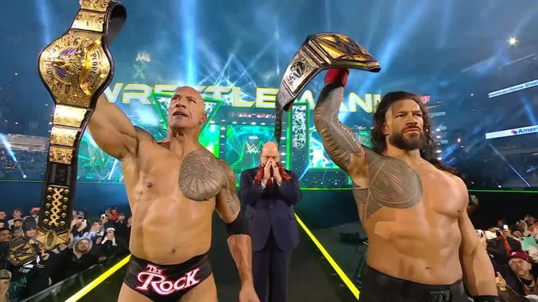 Rodes recibió un castigo más de The Rock y con eso vio como se le escapó el triunfo en la primera noche de WrestleMania, una réplica de la caída que tuvo en la edición 39. Sami Zayn es campeón intercontinental Sami Zayn volvió a la senda de la victoria en WrestleMania 40 y consiguió llevarse el título intercontinental, tras derrotar a Gunter, pese a que había recibido una paliza antes de darle la vuelta. En otro combate, Rey Mysterio salió triunfante junto a Andrade, al vencer a Santos Escobar y Dominik Mysterio. Al final de esta contienda, aparecieron Jason Kelce, exjugador de los Philadelphia Eagles y Lane Johnson, con unas máscaras similares a las del esteta mexicano.