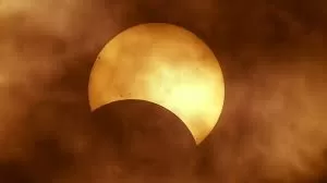 Dominicanos podrán ver eclipse solar hoy, pero en forma parcial