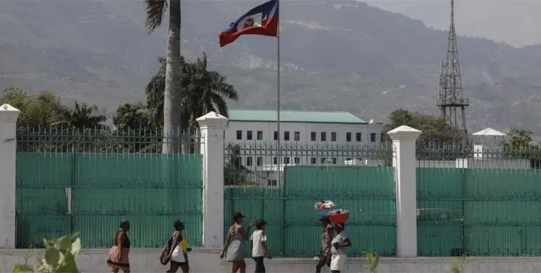 Hombres armados atacan el Palacio Nacional de Haití