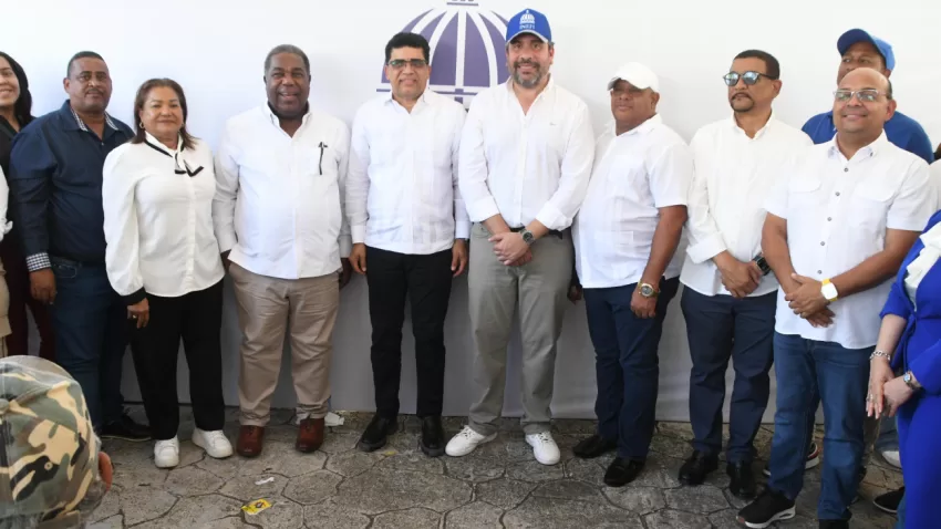 Inefi y Gabinete de Política Social impactan sector Villa Liberación con importante jornada de servicios