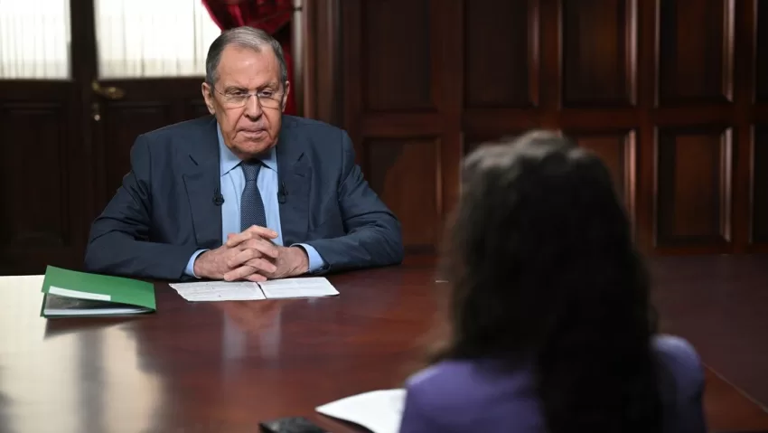 Lavrov: Occidente está en un estado de "histeria" y "agonía"