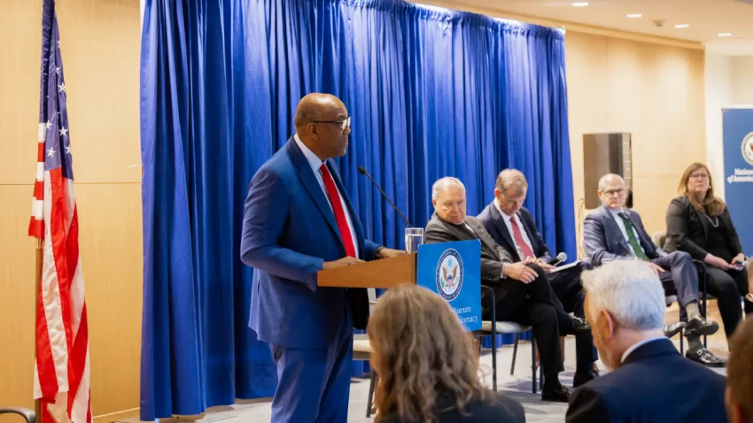 Ministro Antonio Almonte destaca en Washington acciones implementadas por RD para acelerar transición energética