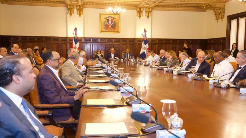 Presidente Abinader encabeza Consejo de Gobierno donde se abordaron temas relacionados al crecimiento de la economía dominicana
