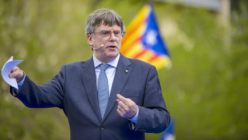 Puigdemont apoya que Sánchez continúe "si llega a un acuerdo histórico con Cataluña"