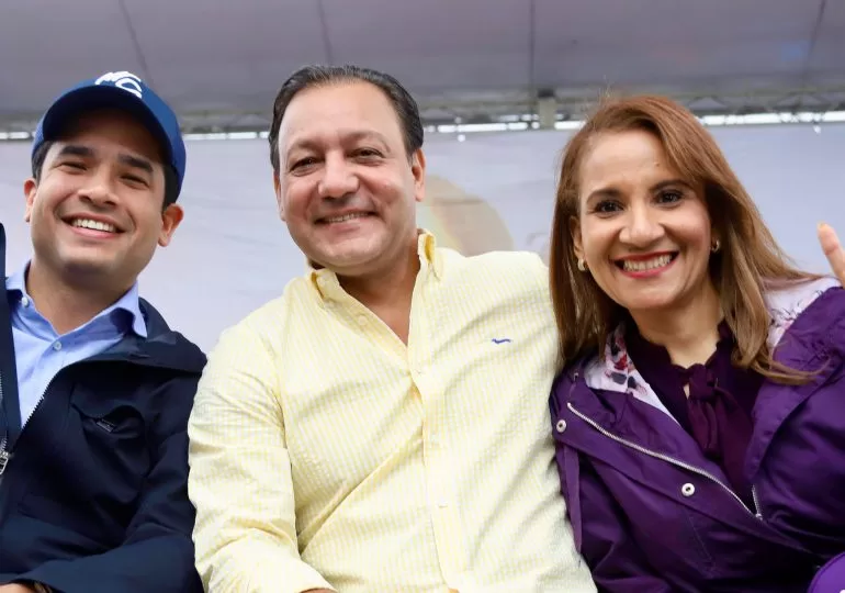 Abel: "Salvaremos al país de un Gobierno que sólo ha traído penurias y dolor al pueblo"