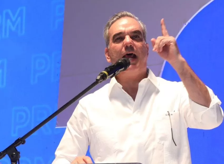 Abinader afirma que la economía dominicana podría duplicarse en 12 años