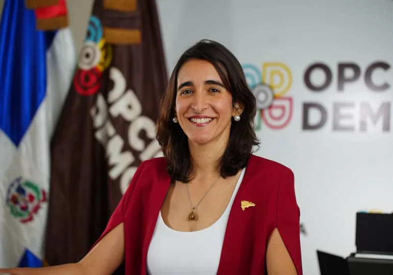 Virginia Antares interviene en el debate presidencial