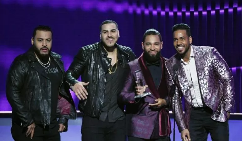Hasta el momento, ni Romeo Santos ni Aventura están programados para venir al país este año, según Saymon Díaz