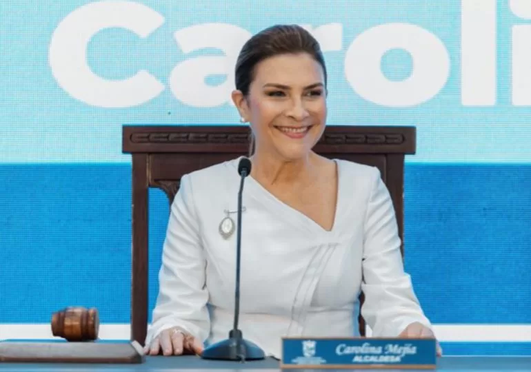 Carolina Mejía asegura: "El pueblo está con Abinader y no quiere volver al pasado"
