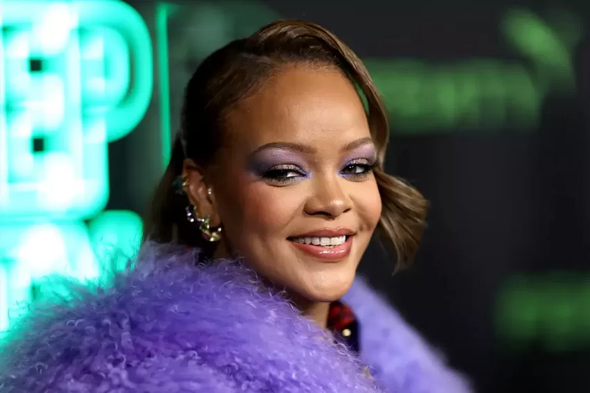 Rihanna revela por qué ha tardado tanto en presentar su nuevo álbum
