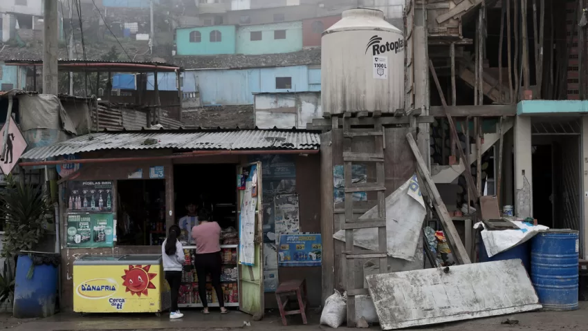Brecha y negación histórica: el Perú rural analizado por la economista más 'influyente' del país
